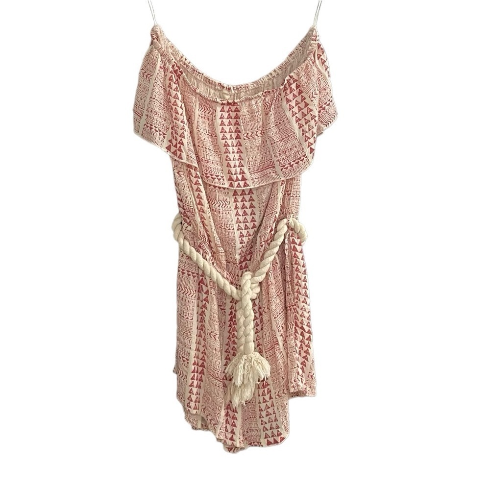 ELAN Strapless Printed Shorts Romper Rope Belt
Red Cream M